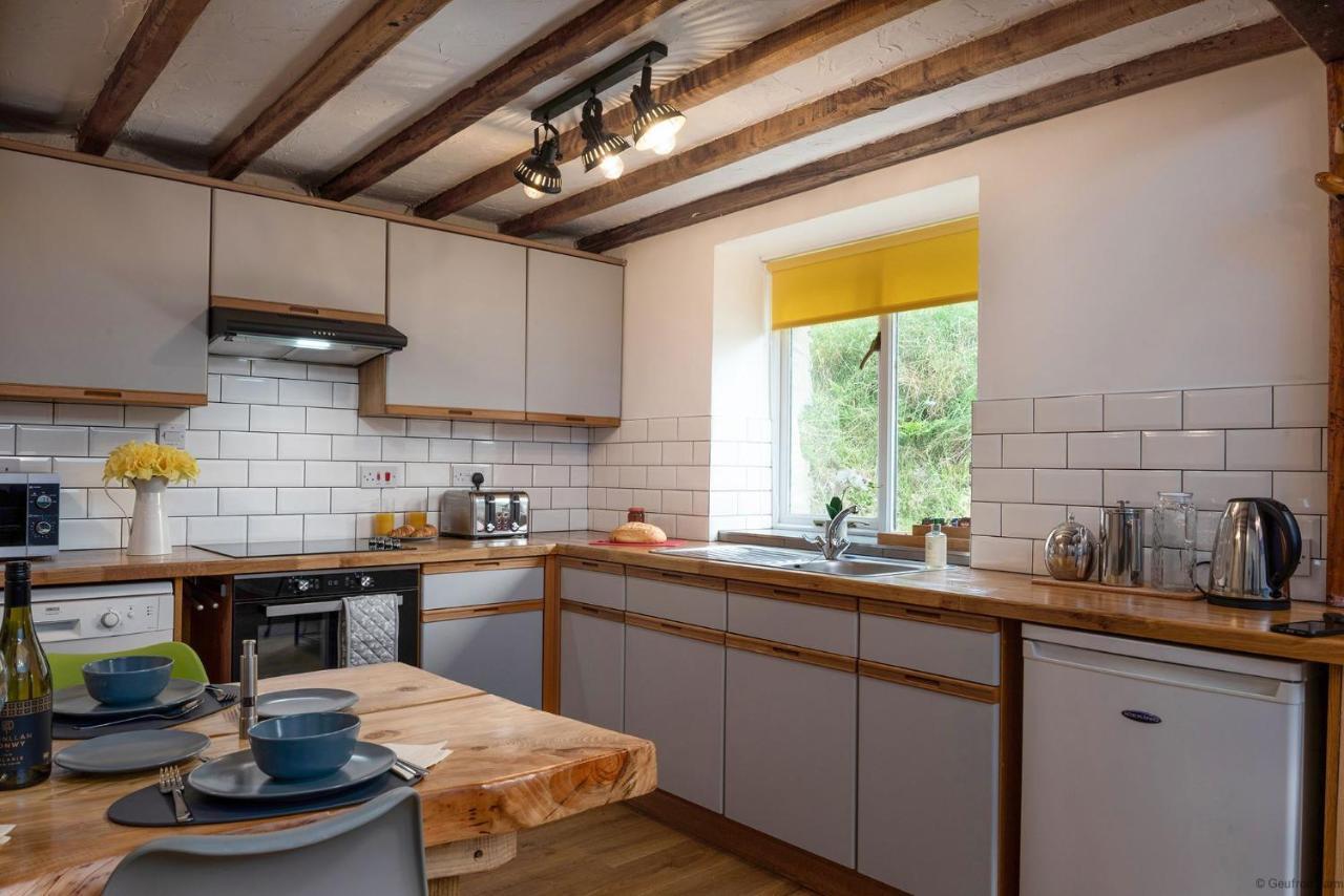 Villa The Barn At Geufron Farm - Dog Friendly - Nr Tywyn à Bryn-crug Extérieur photo