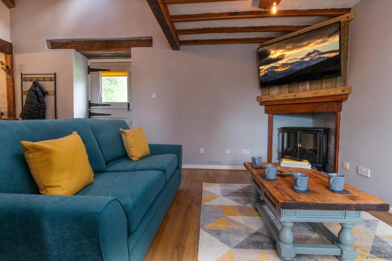 Villa The Barn At Geufron Farm - Dog Friendly - Nr Tywyn à Bryn-crug Extérieur photo